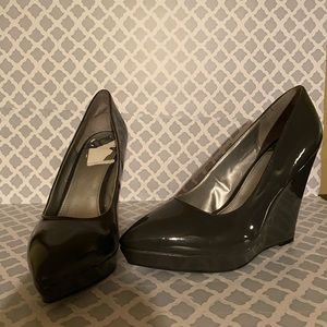 Fergalicious Grey Wedges sz 10